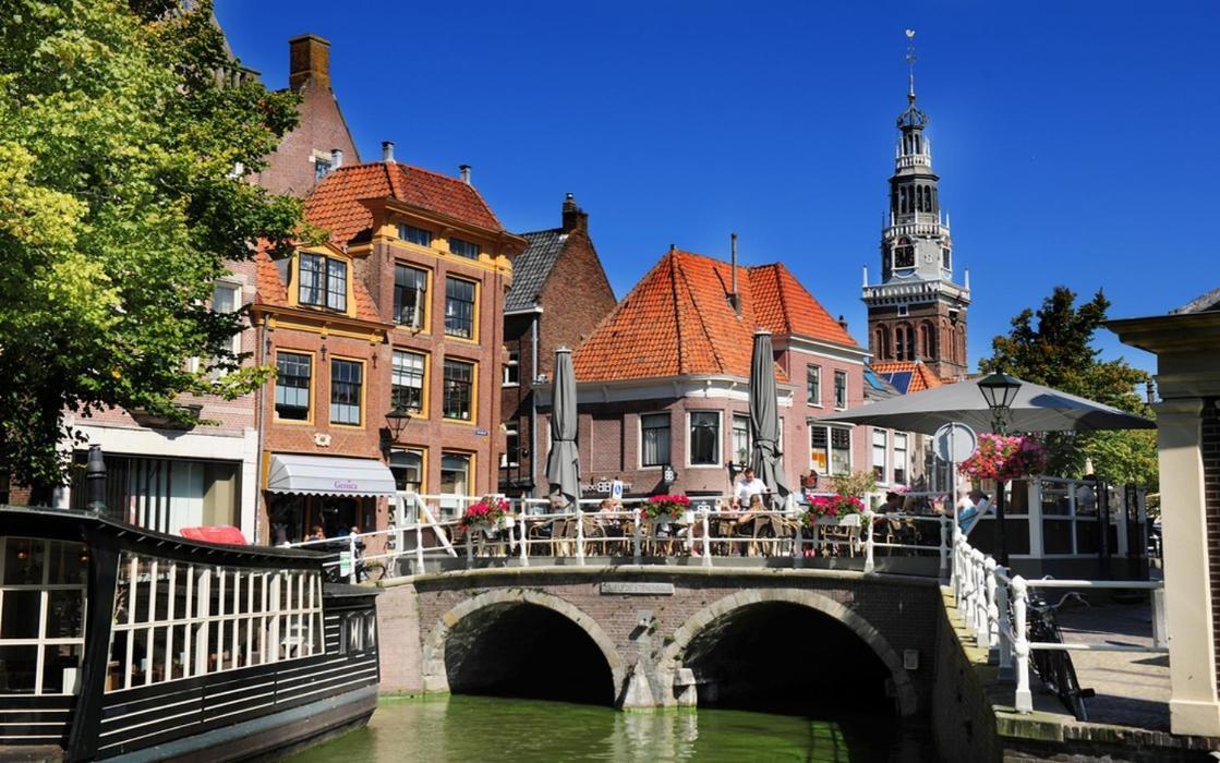Canal House -